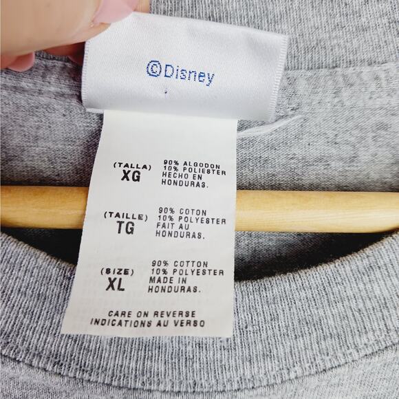 Disney SZ XL 2005 50 Year Anniversary Gray Character Tee - Picture 6 of 9